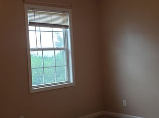 1010 Elkins Dr, Morgantown, WV 26505