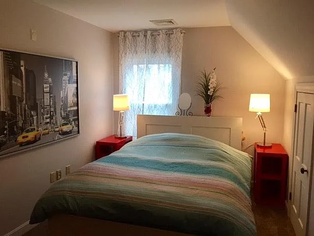 2 bedrooms