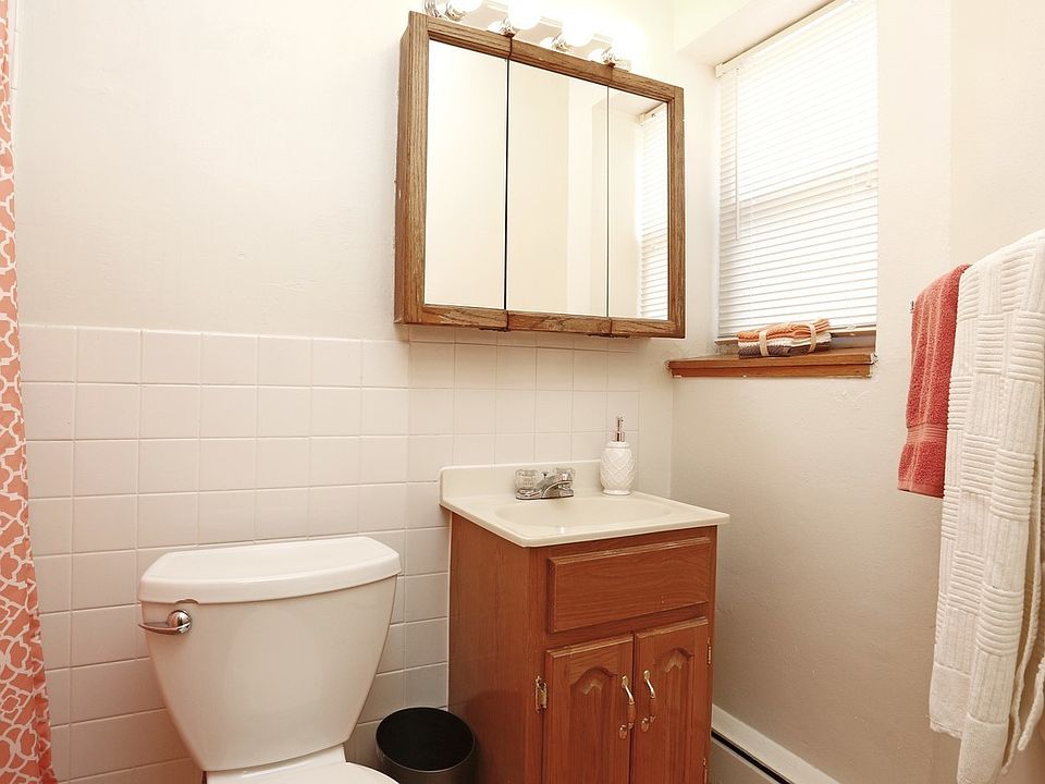 1st image of 3441 Dupont Ave S APT 205