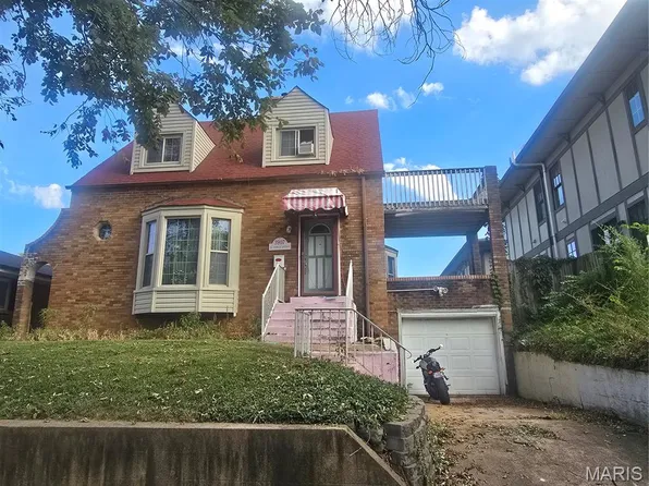 3907 McDonald Ave, Saint Louis, MO 63116