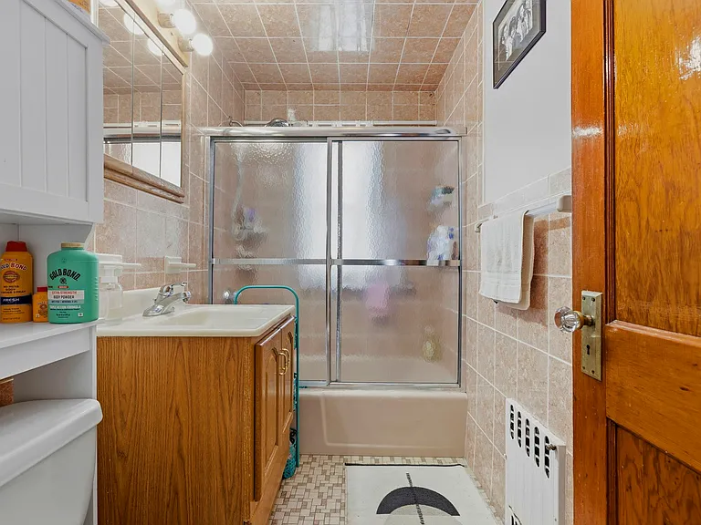 16 Newbern Ave #2 — Photo 8