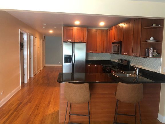 2nd image of 1711 W Jarvis Ave APT 101