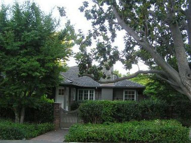 1st image of 567 Jackson Dr