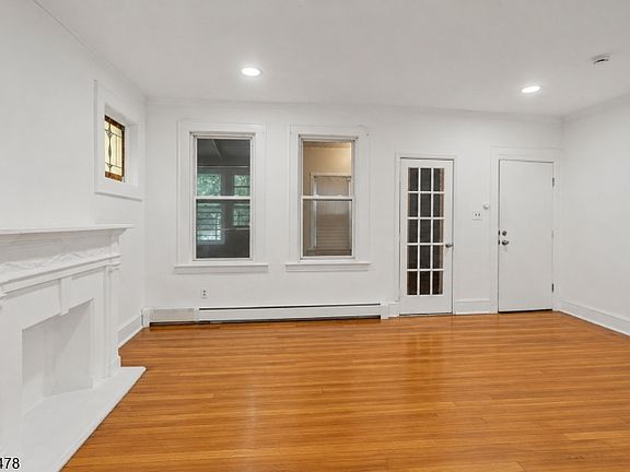 4th image of 411 S 15Th St