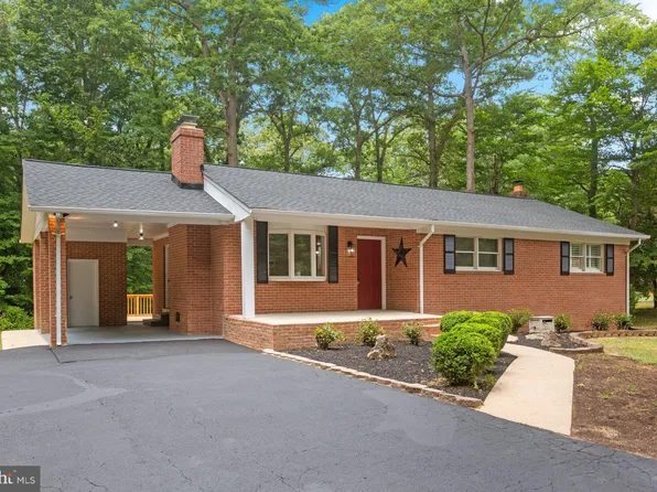 6975 Rose Ln, La Plata, MD 20646