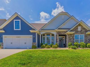 202 Glencairn Ct, Simpsonville, SC 29681