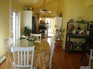 29 Old Country Rd, East Quogue, NY 11942