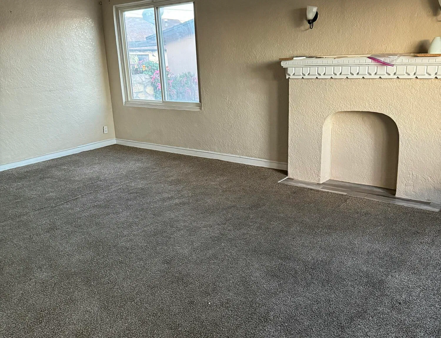 3 bed, 2.0 bath, 1287 sqft, $1,200 — Photo 4