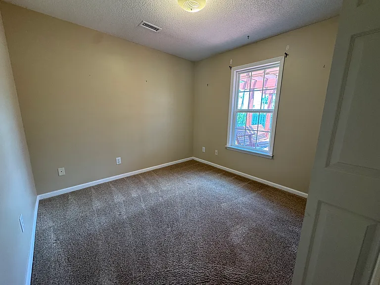 4333 Dew North Ct — Photo 18