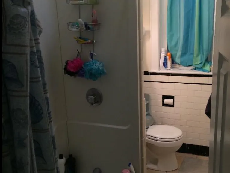 17 Aberdeen St #2 — Photo 3