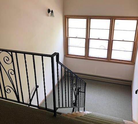 5th image of 2500 Pleasant Ave #13