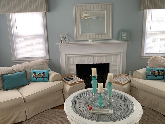 Living room with fireplace