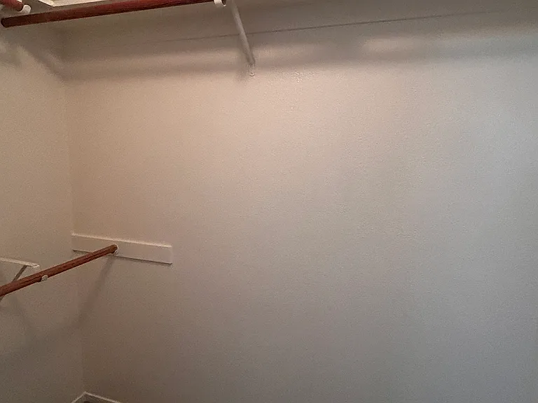 974 E Pennsylvania Ave — Photo 18