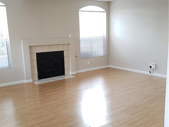 4th image of 2836 Crystal Lantern Dr
