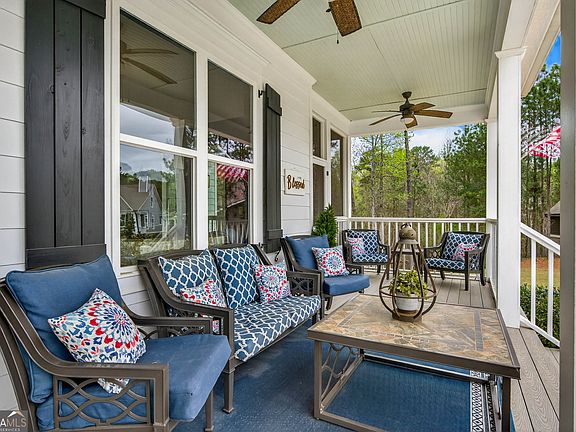 3rd image of 1109 Clubview Ct