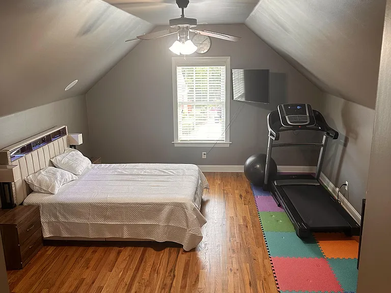 407 Congressional Ct — Photo 15
