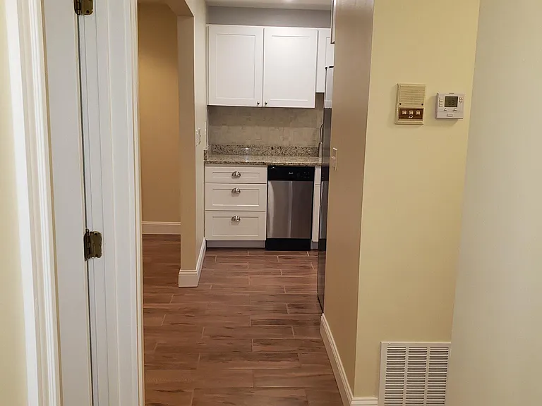 728 Beverage Hill Ave #31 — Photo 3
