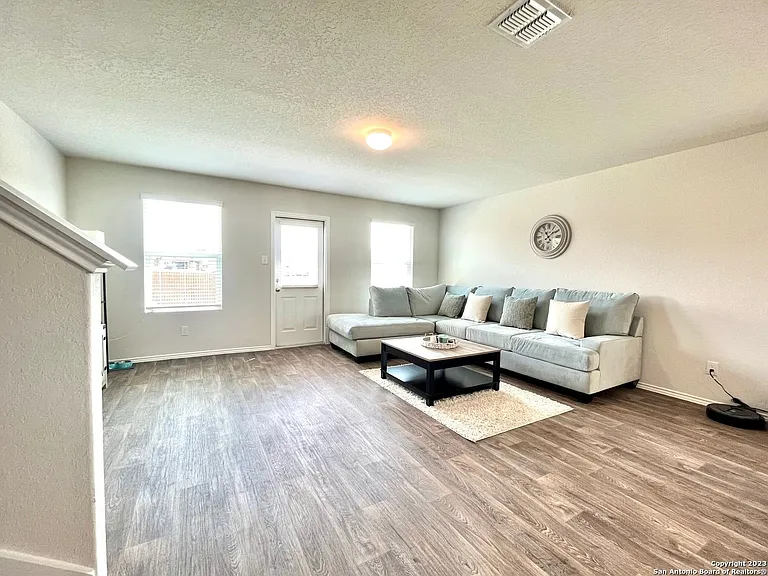 2526 Wentwood Run — Photo 12