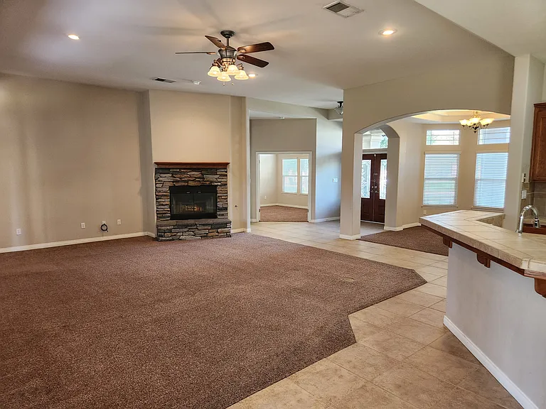 11507 Summit Point Ct — Photo 7