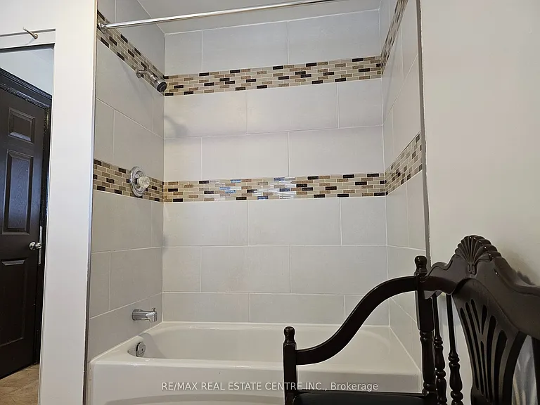 1 Mill St #1 — Photo 35