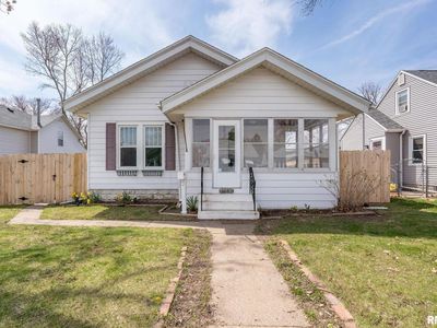3032 Grand Ave, Davenport, IA, 52803