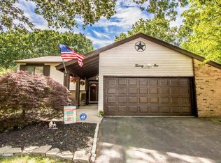 21 Winchester Dr, Jackson, NJ