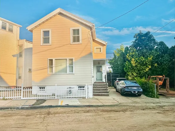 6 Swift Ter, East Boston, MA 02128
