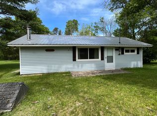 1380 Forrest Dr, Rose City, MI 48654