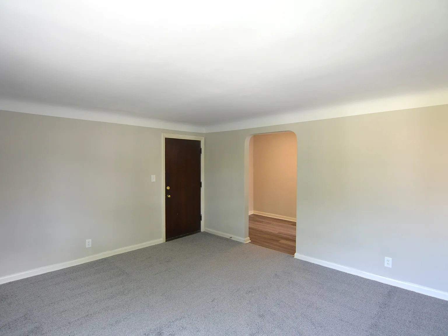 6615 Bantry Ave — Photo 3