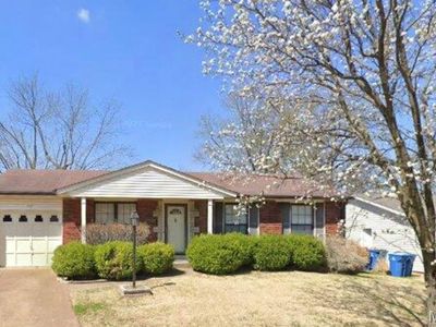 1461 Friar Tuck Ln, Saint Louis, MO, 63125