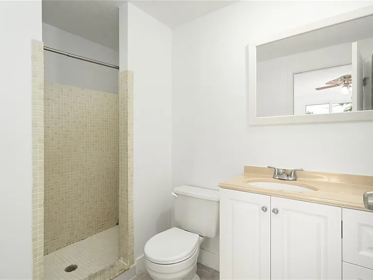 22291 Westchester Blvd #206 — Photo 18