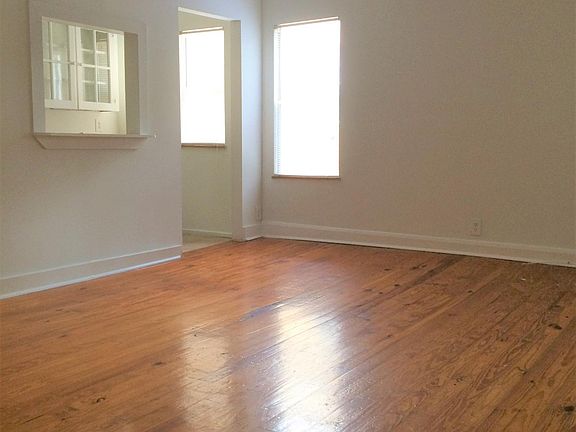 2nd image of 512 S Westland Ave APT 12