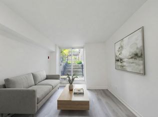 181 Gerrard St E #103, Toronto, ON M5A 2E5