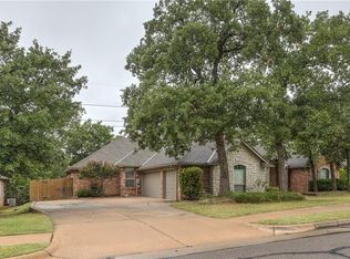 309 Hamptonridge Rd, Edmond, OK 73034