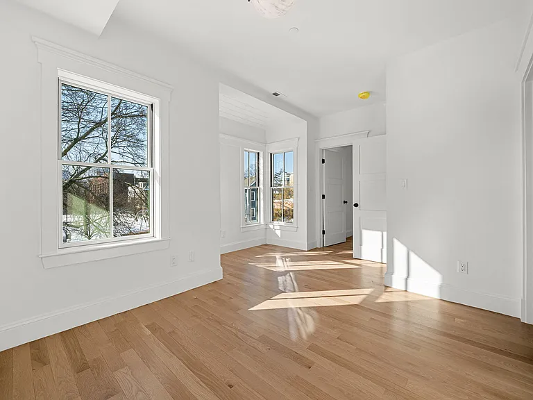 309 Broadway #1 — Photo 14