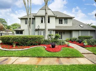 15707 Craighurst Dr, Houston, TX 77059