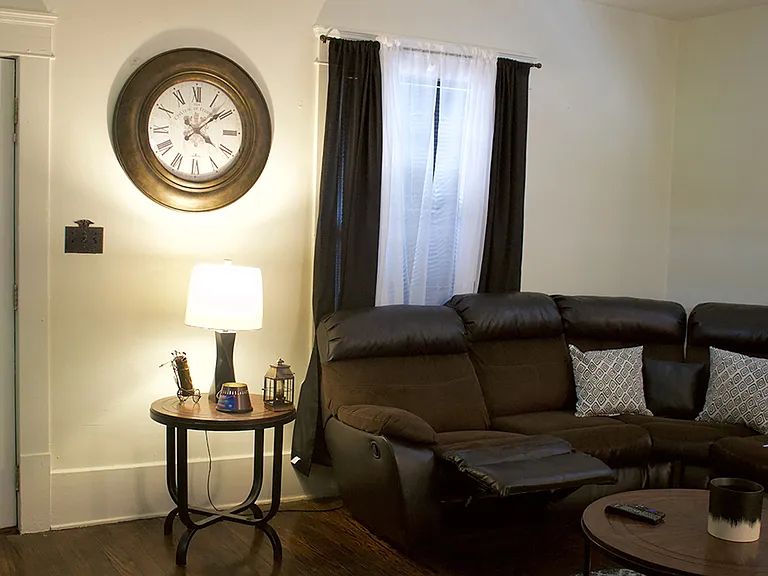 161 W Tallmadge Ave — Photo 5