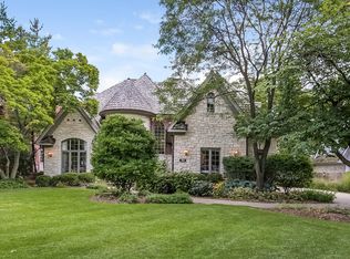 909 Allmen Ave, Hinsdale, IL 60521