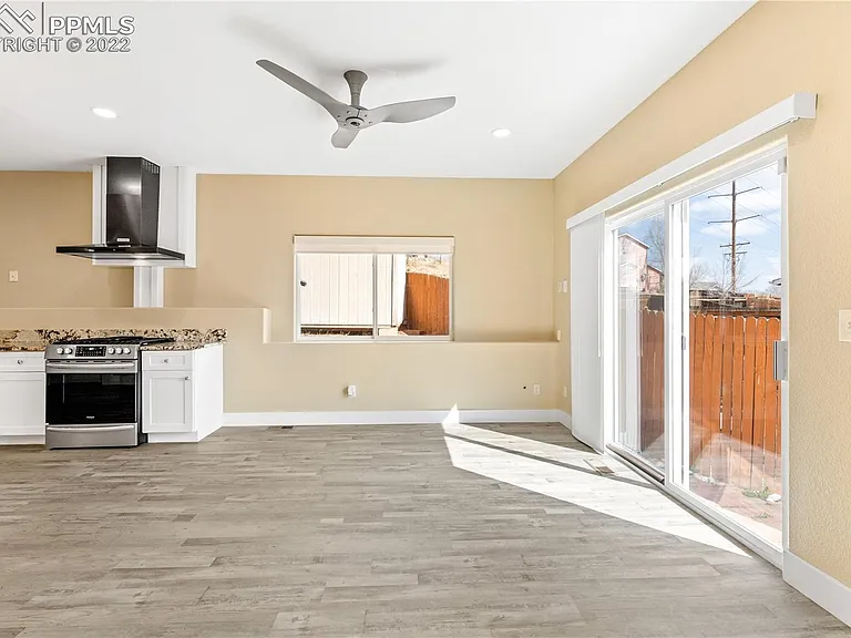 2636 Christopher Ter — Photo 11