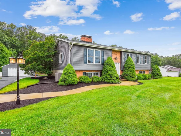 13220 Falls Rd, Cockeysville, MD 21030