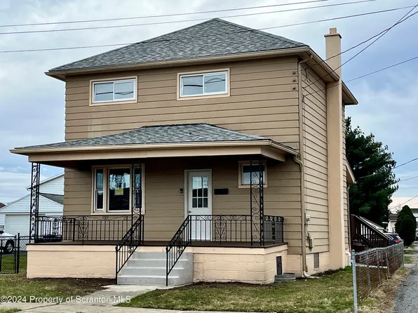 502 School St, Moosic, PA 18507