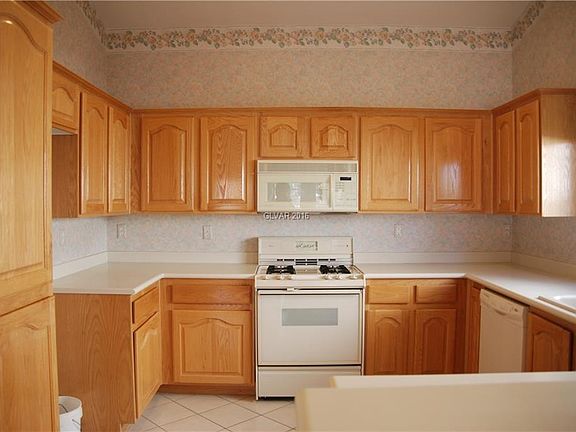 5th image of 3428 Camsore Point Ln