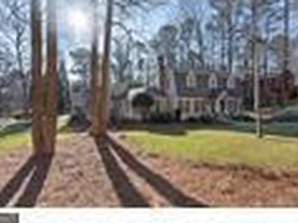 315 Brandenburgh Cir, Roswell, GA 30075