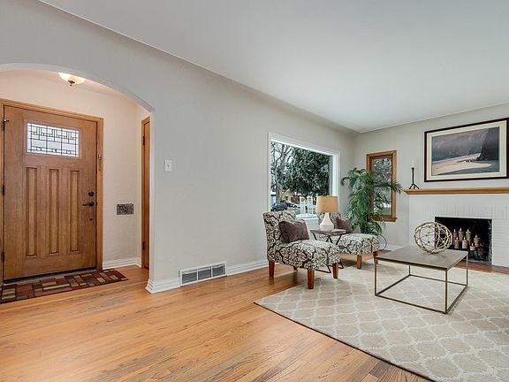 2nd image of 2361 Krameria St
