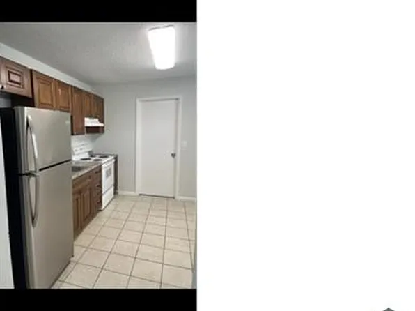 414 39th St E, Palmetto, FL 34221