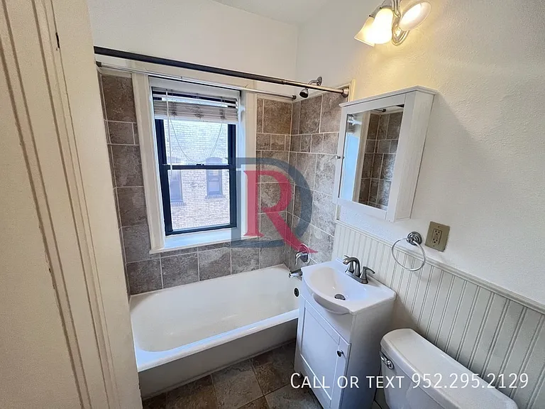 1820 1st Ave S #305 — Photo 9