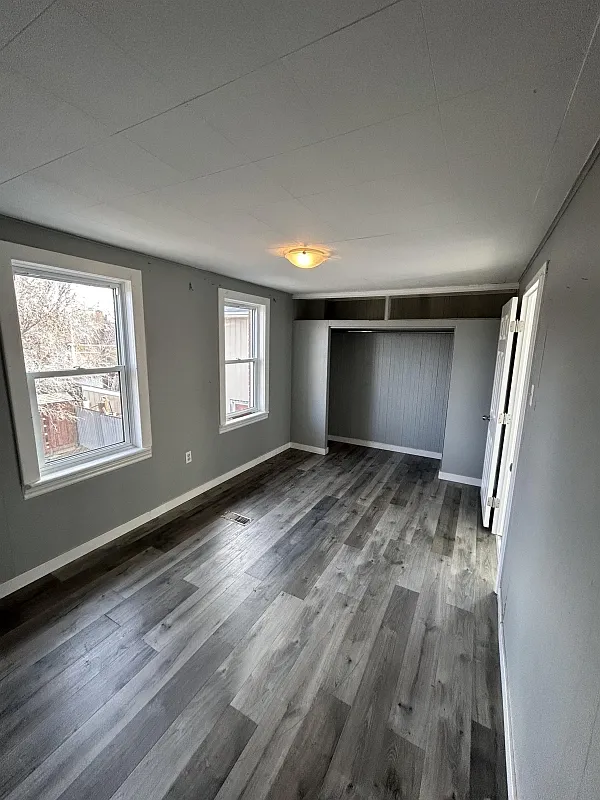 294 Frood Road Greater Sudbury — Photo 3