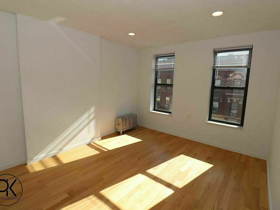 1st image of 120 Bedford Ave #4A