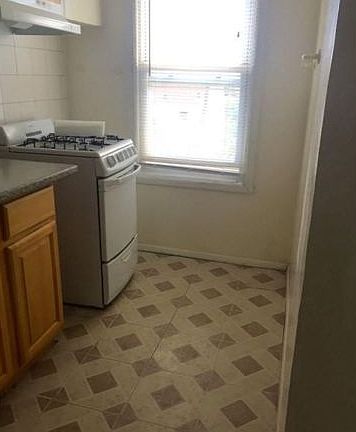 5th image of 220-21 94th Ave Floor 2