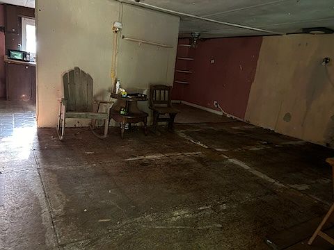 4th image of 151 Hill Dr
